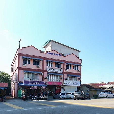 Oyo 89755 D&D Budget Inn Kota Bharu Exteriör bild