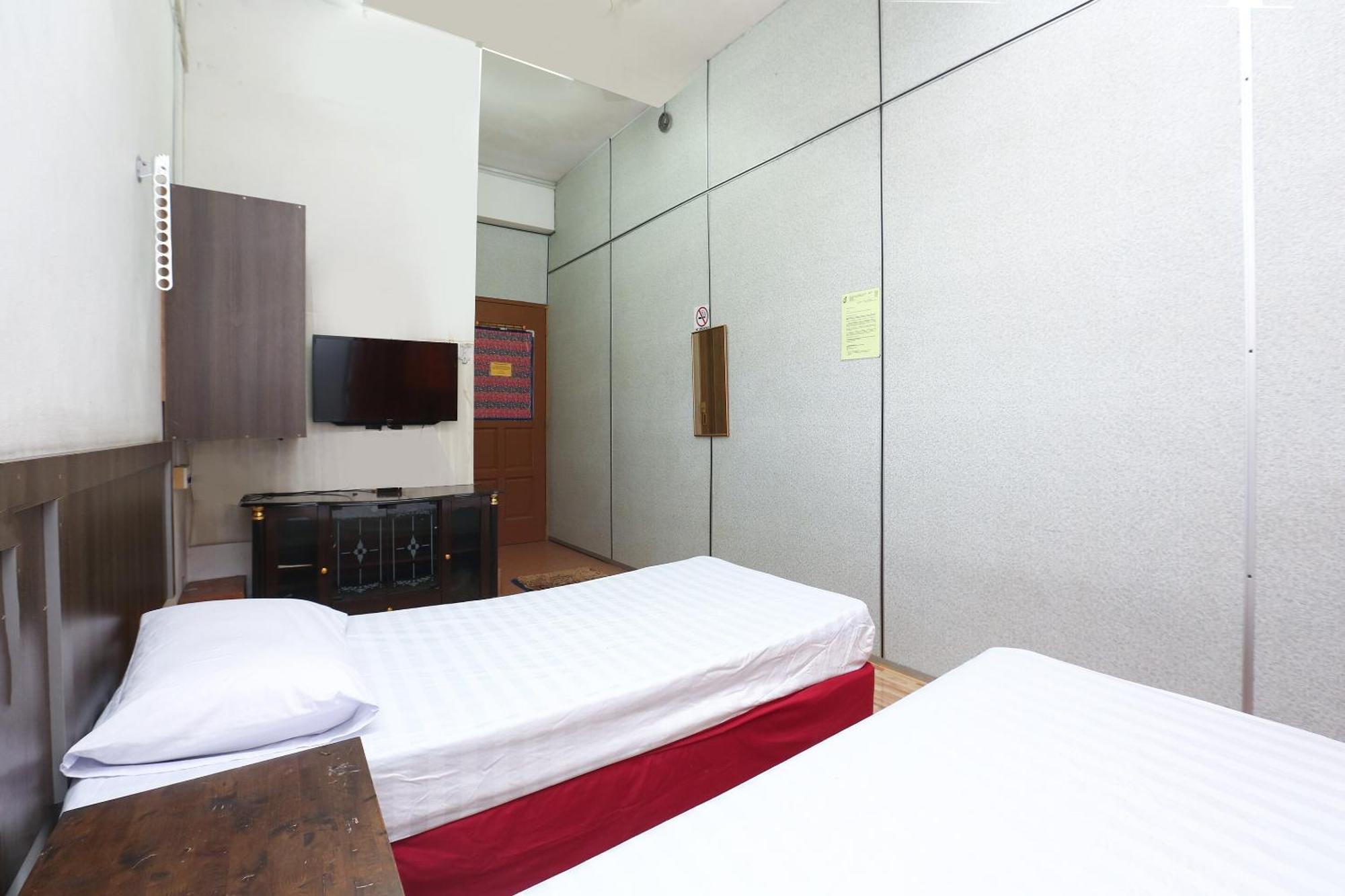 Oyo 89755 D&D Budget Inn Kota Bharu Exteriör bild