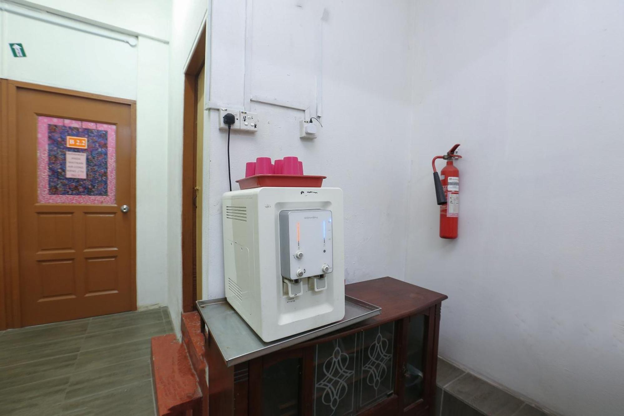 Oyo 89755 D&D Budget Inn Kota Bharu Exteriör bild