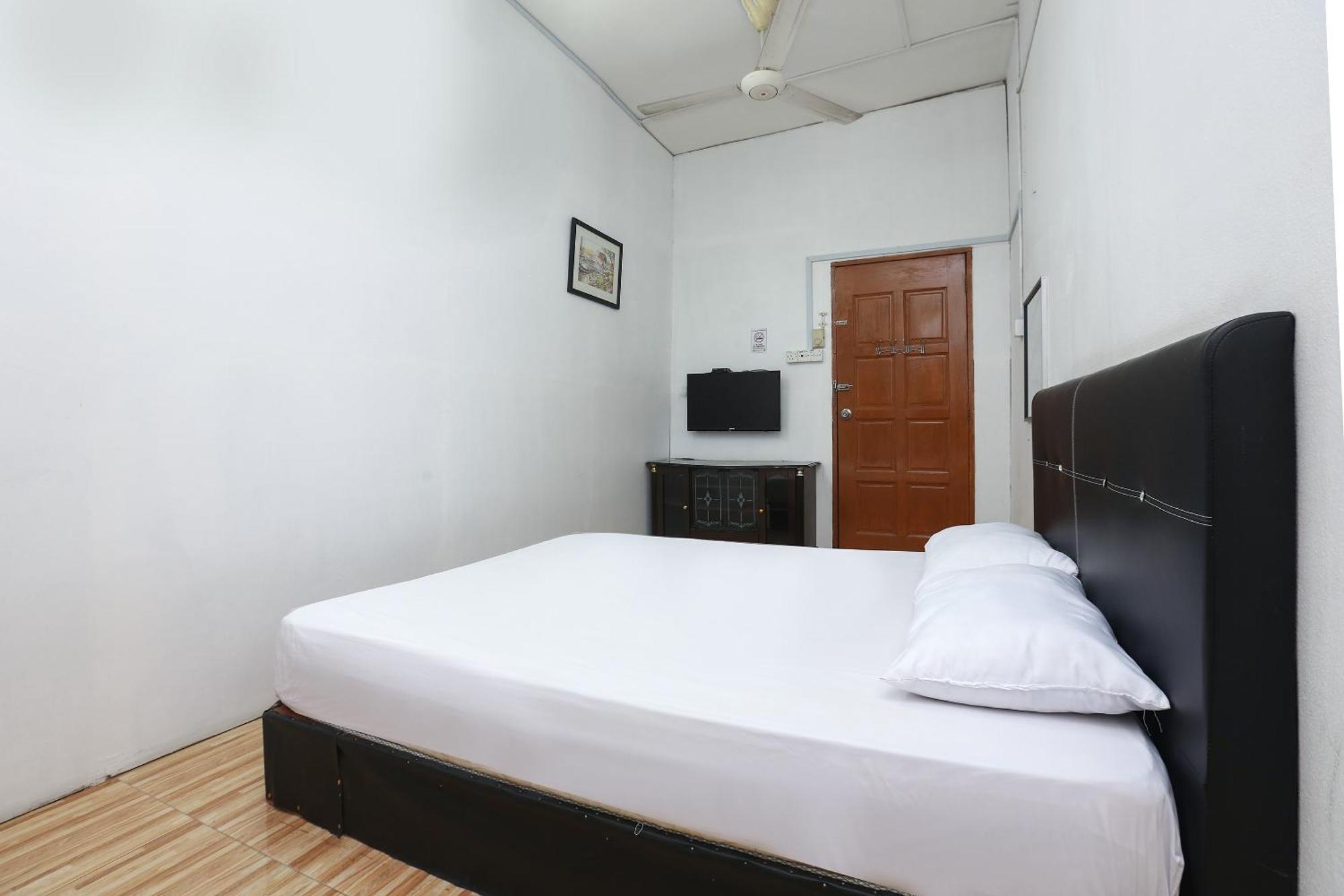 Oyo 89755 D&D Budget Inn Kota Bharu Exteriör bild