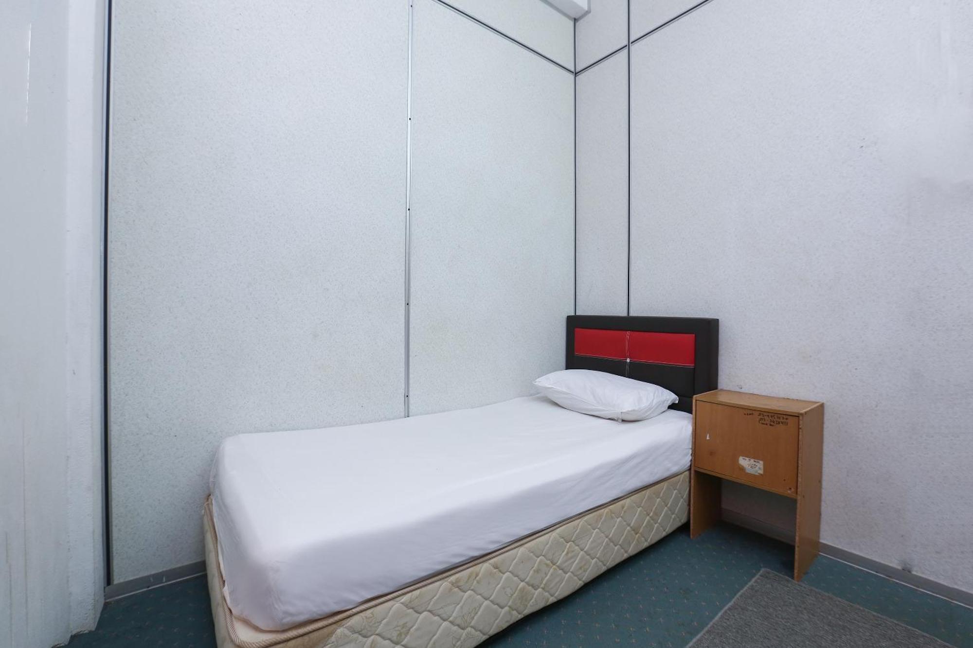 Oyo 89755 D&D Budget Inn Kota Bharu Exteriör bild