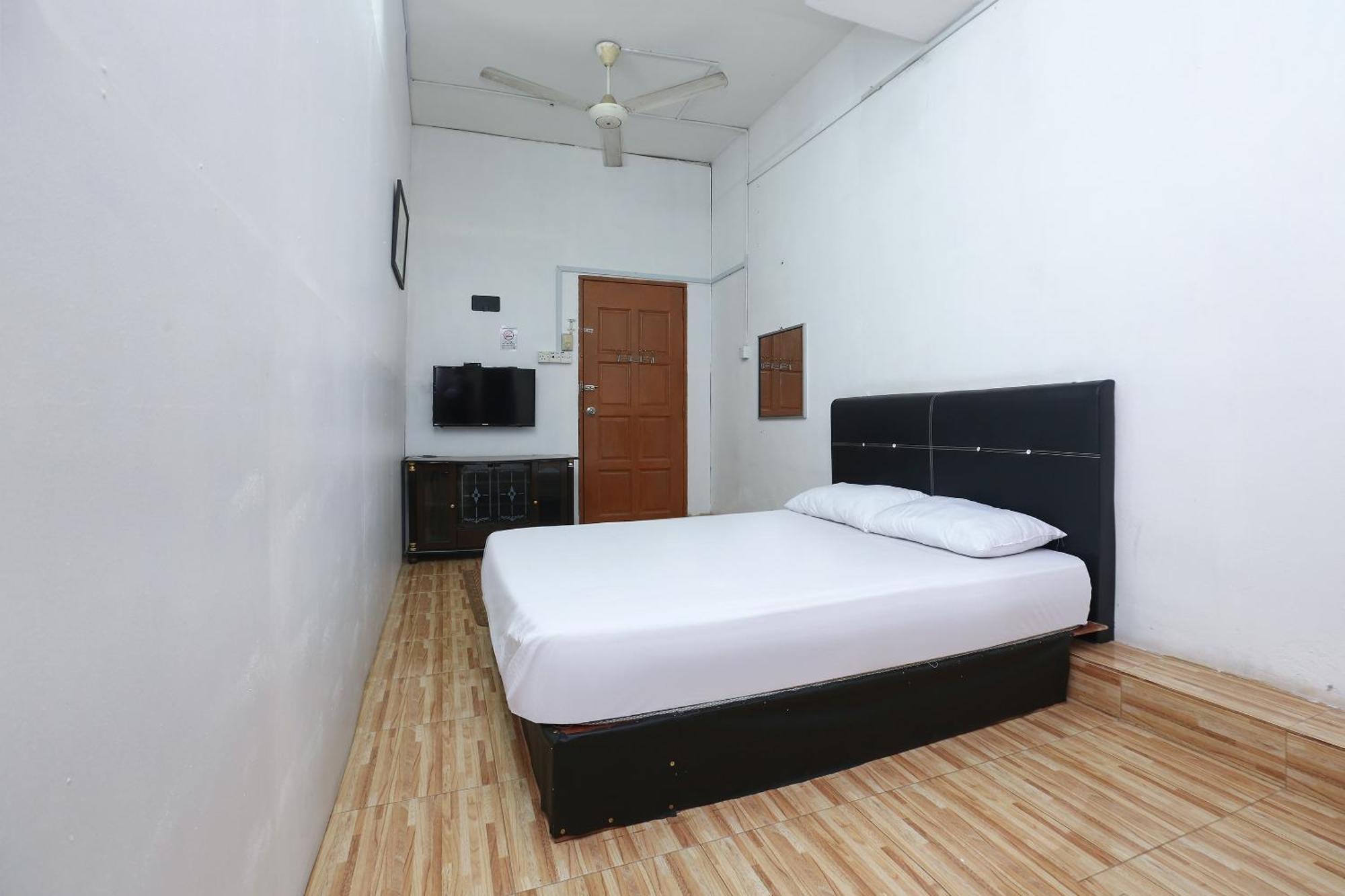 Oyo 89755 D&D Budget Inn Kota Bharu Exteriör bild