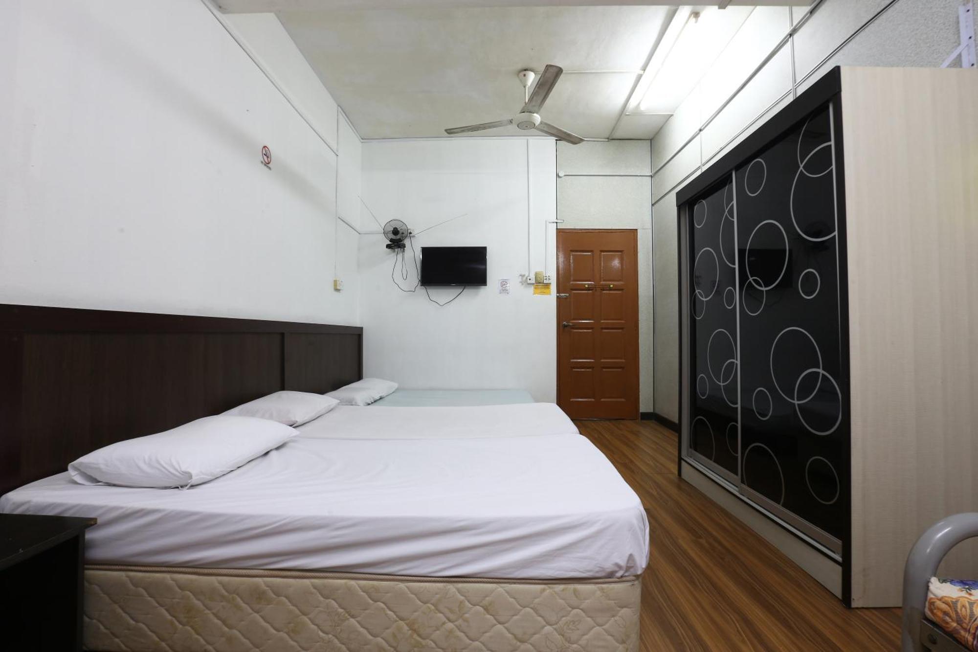 Oyo 89755 D&D Budget Inn Kota Bharu Exteriör bild