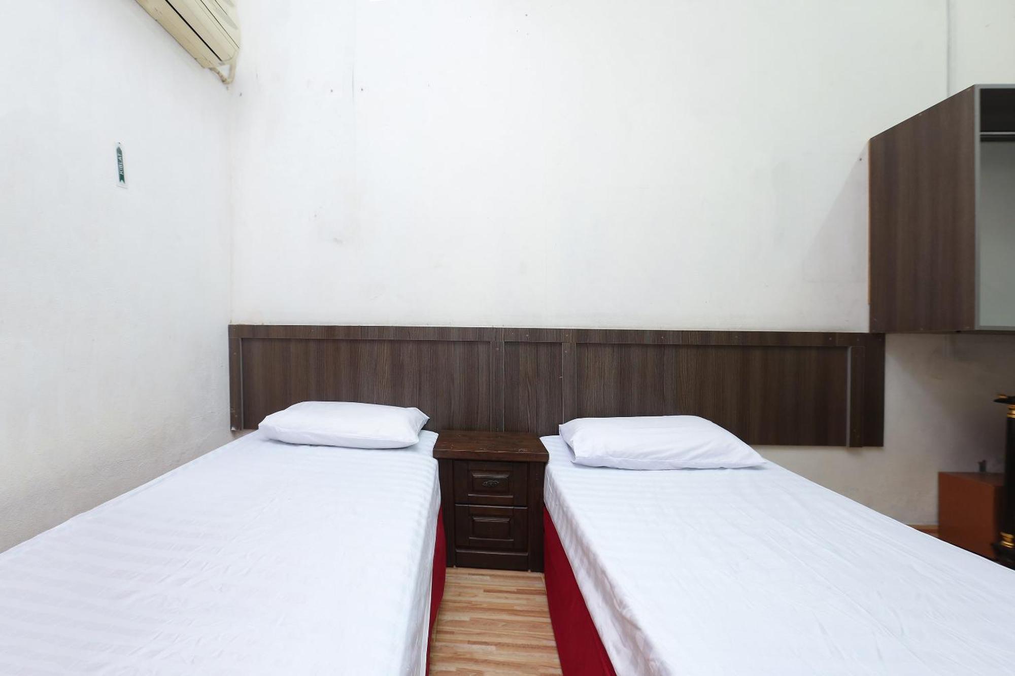 Oyo 89755 D&D Budget Inn Kota Bharu Exteriör bild