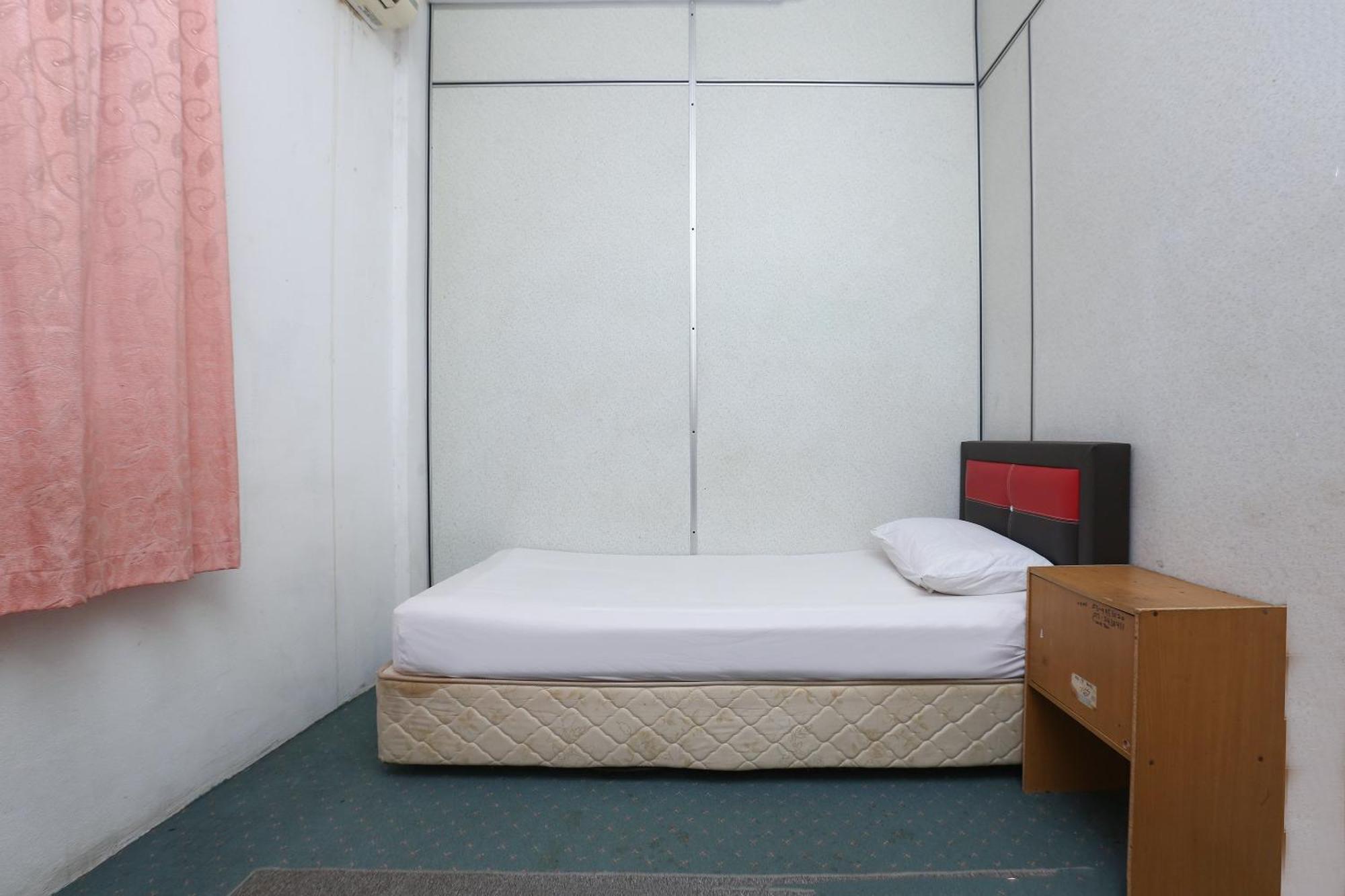 Oyo 89755 D&D Budget Inn Kota Bharu Exteriör bild