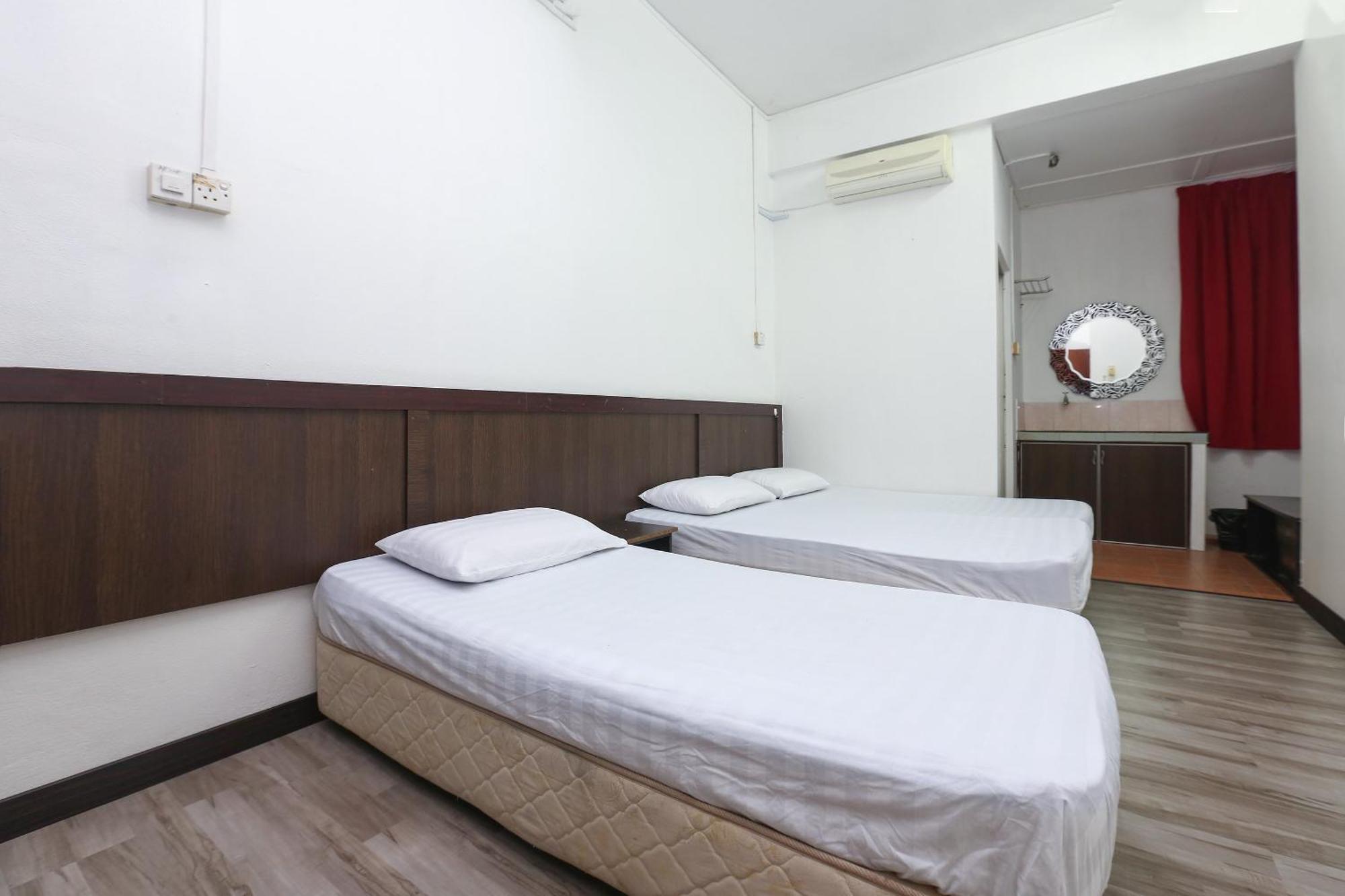 Oyo 89755 D&D Budget Inn Kota Bharu Exteriör bild